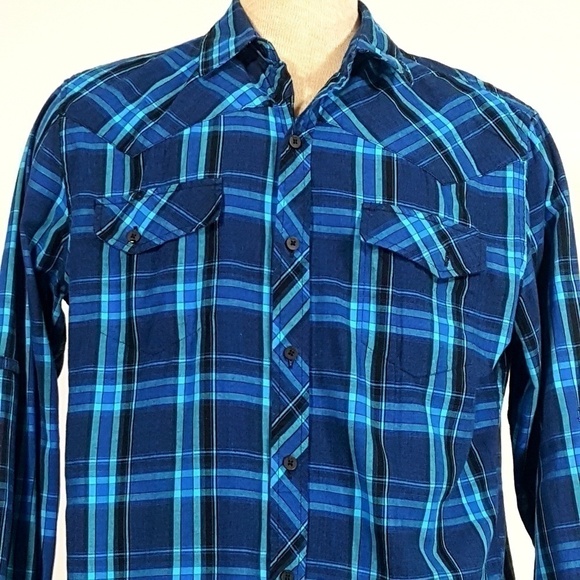 Men's blue plaid shirt size large. - Picture 3 of 5